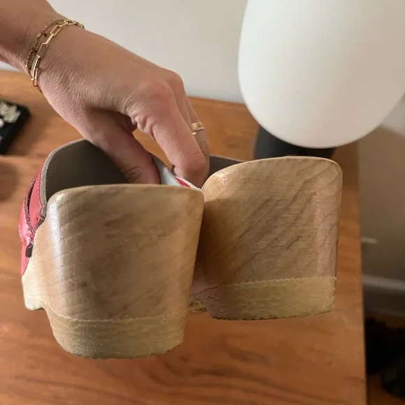 No.6 Bridget clogs in red Sz 39 mid wedge Bryr - Picture 6 of 6